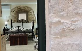 Lemon Tree Square House